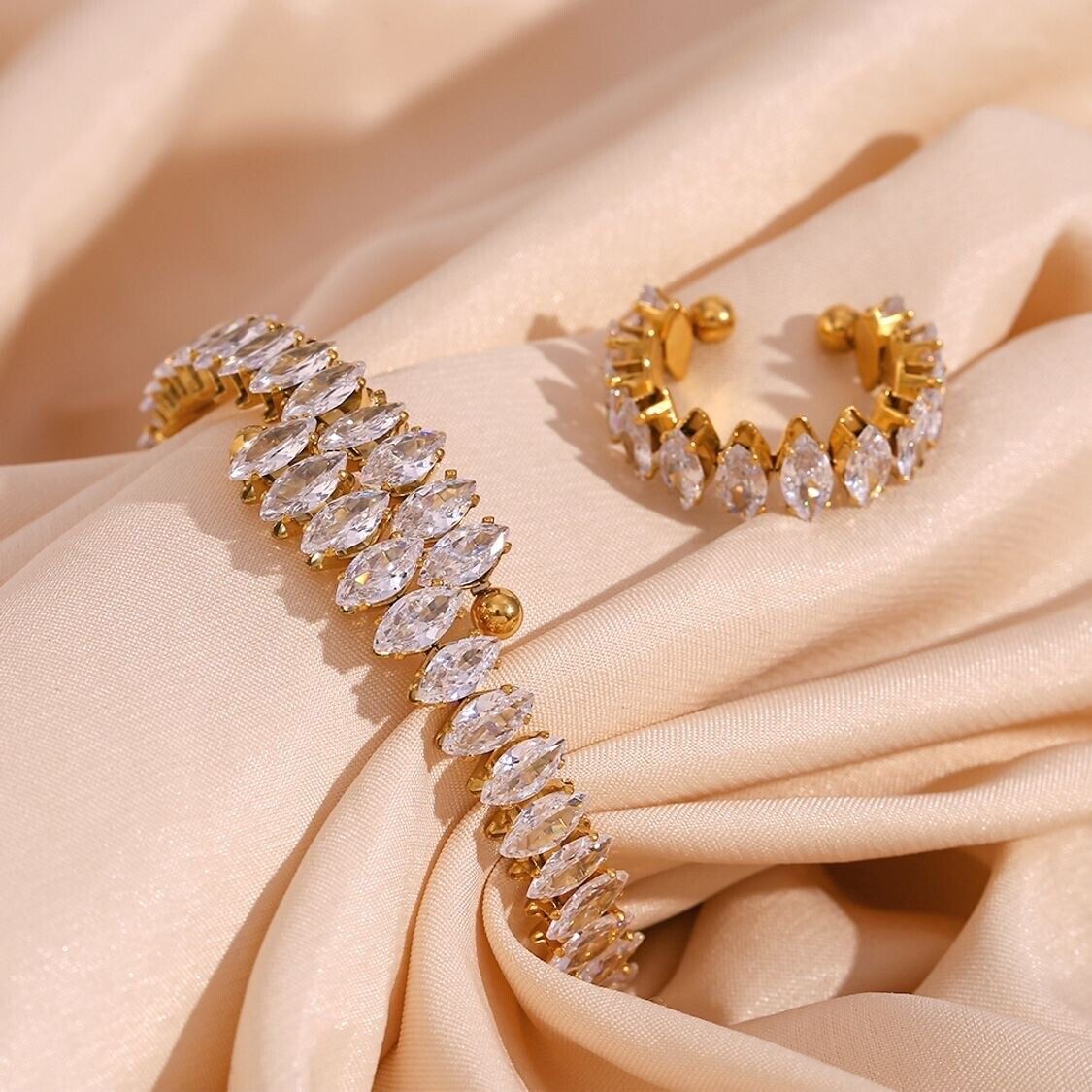 Droplet Stainless Steel Cubic Zirconia Gold Plated Adjustable Ring