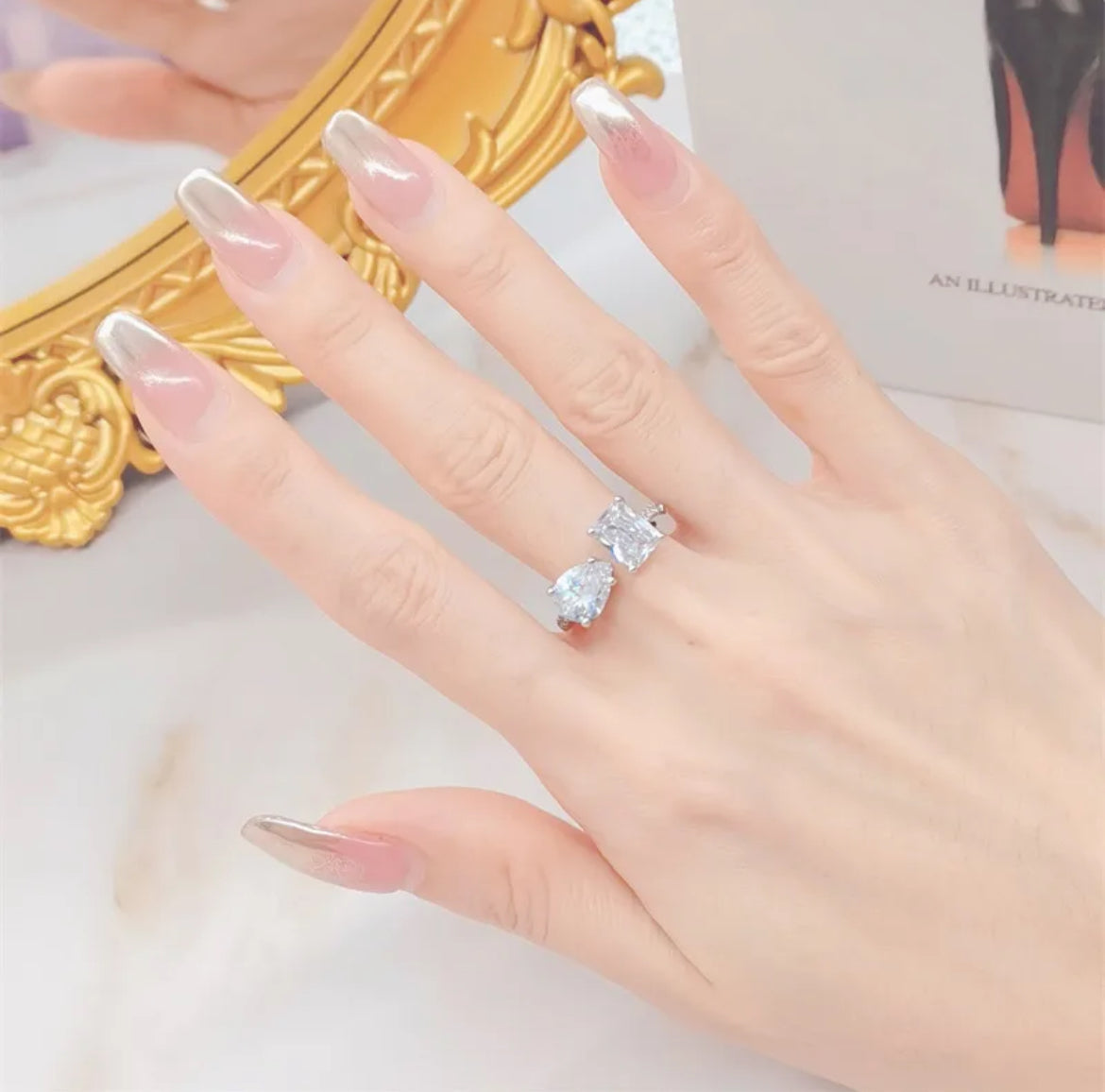 Silver Cubic zirconia adjustable ring