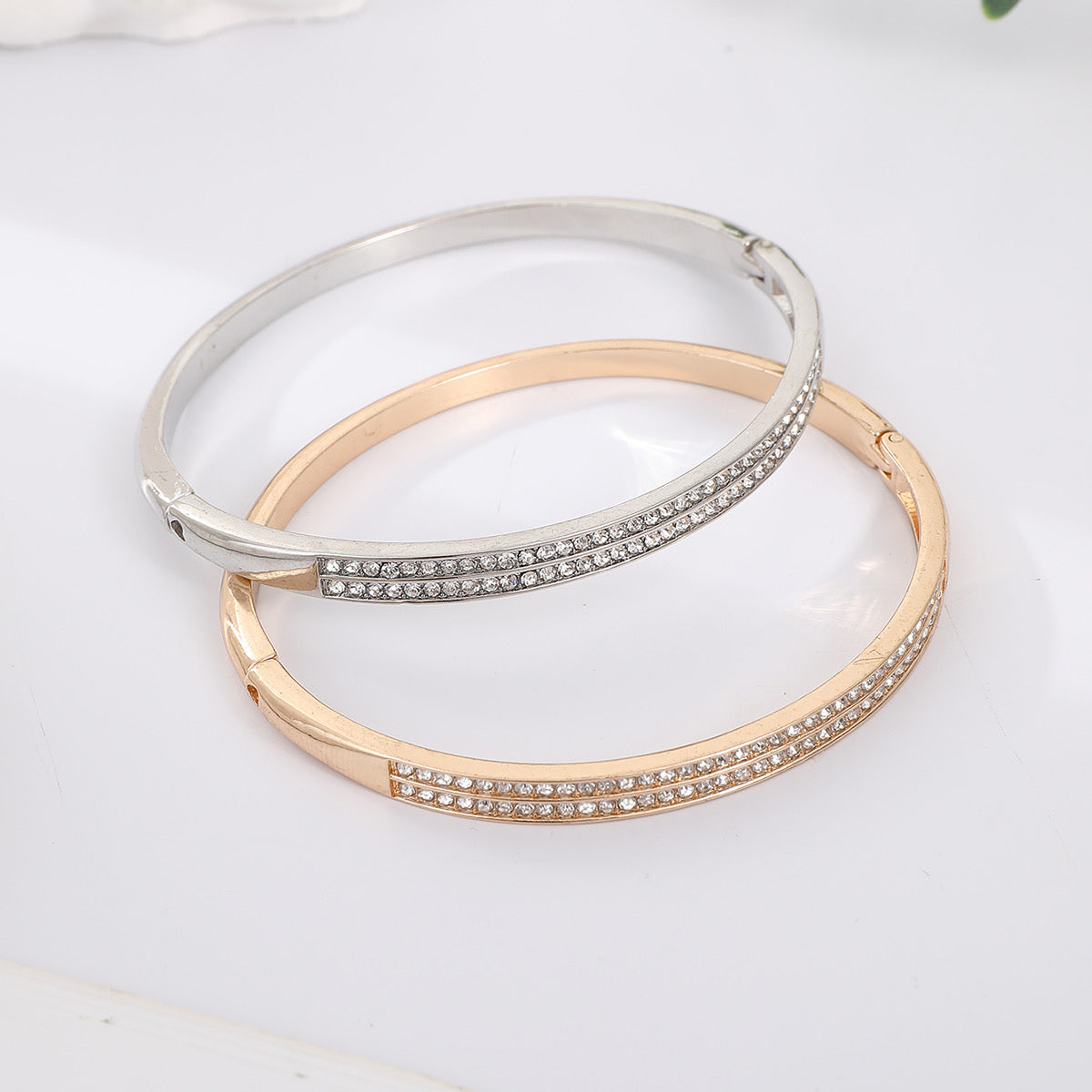 Diamanté Silver/gold bangle