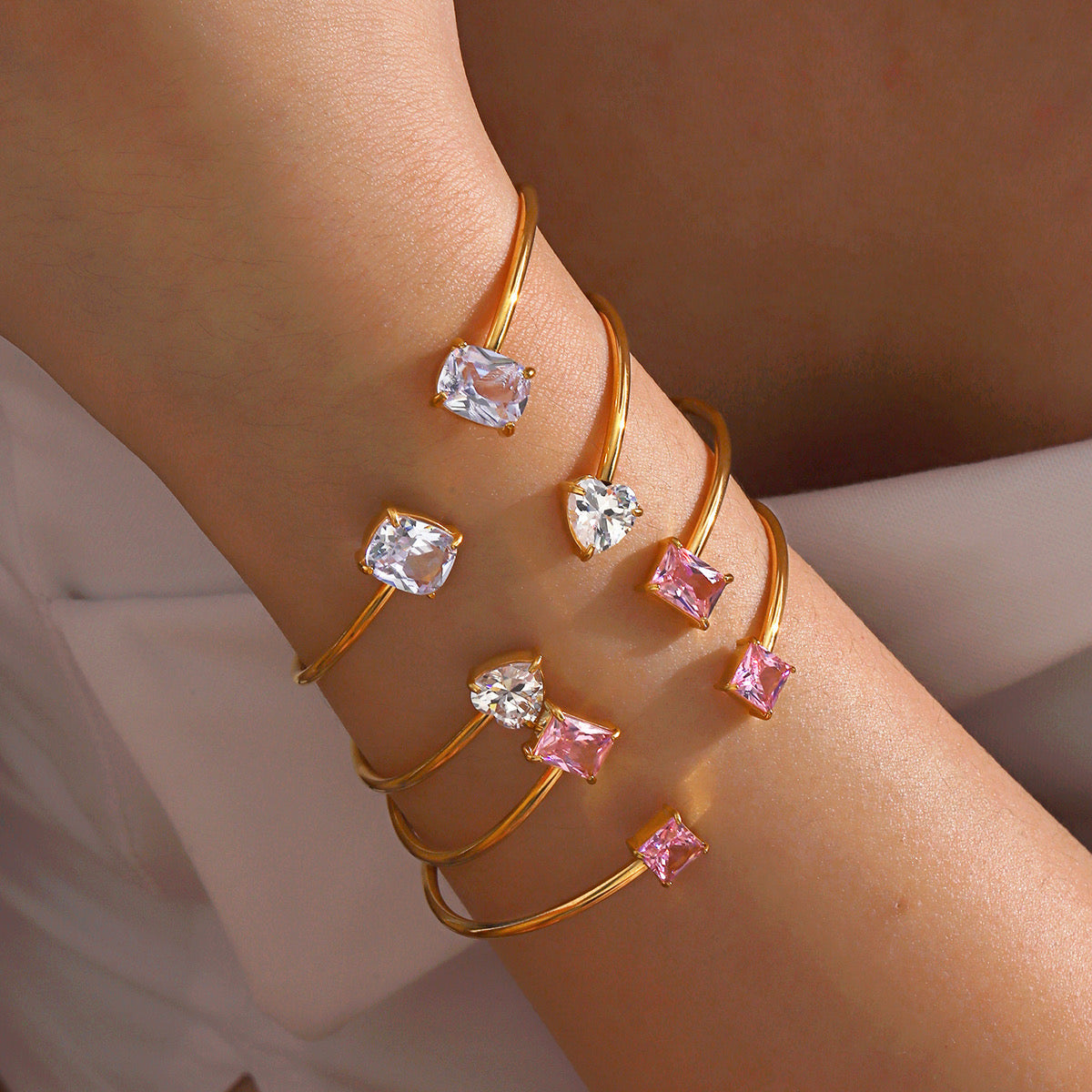 Gold cubic zirconia bangle