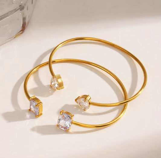 Gold cubic zirconia bangle