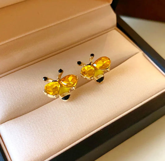 Elegant Bee Rhinestone Stud Earrings – Gold-Tone | Dainty & Stylish