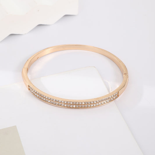 Diamanté Silver/gold bangle